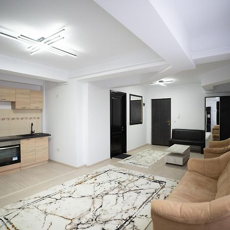 Alex 1 Apartament Яш Екстериор снимка